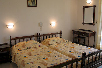 Voula Apartments Aegina Екстериор снимка